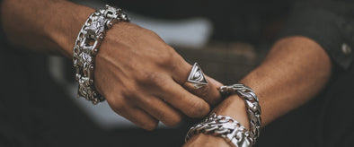 5 Reasons Why Stainless Steel Jewelry is Perfect for Any Outfit - COOLSTEELANDBEYOND Jewelry